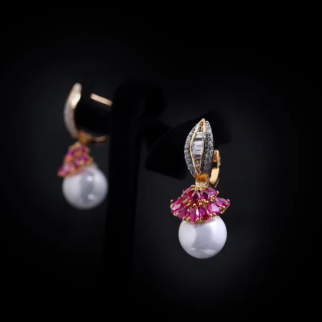 Hibiscus by Jewels by RF, view 2
