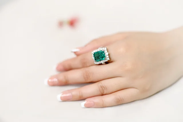 Royal Emerald Ring by Jewels by RF, view 4