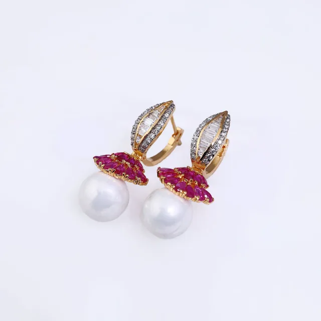 Hibiscus by Jewels by RF, view 3