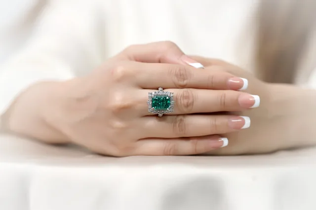 Royal Emerald Ring by Jewels by RF, view 5